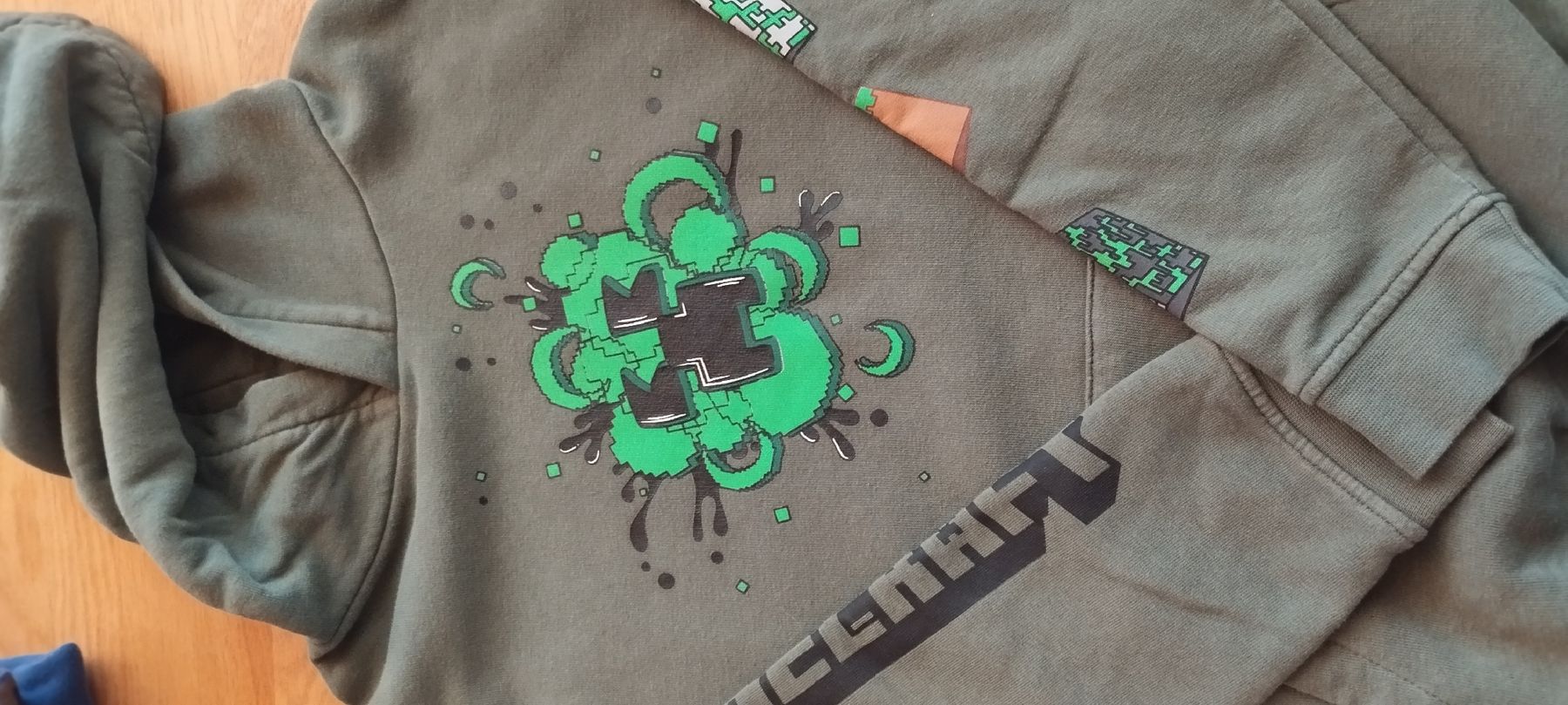 H&M Maglioni & Felpe: Kinder Sweatshirt Minecraft H&M 134/140 – Usato da Mörel venduto da MJoaoCosta 1