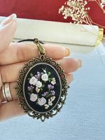 Vintage Anhänger mit Wildblüten