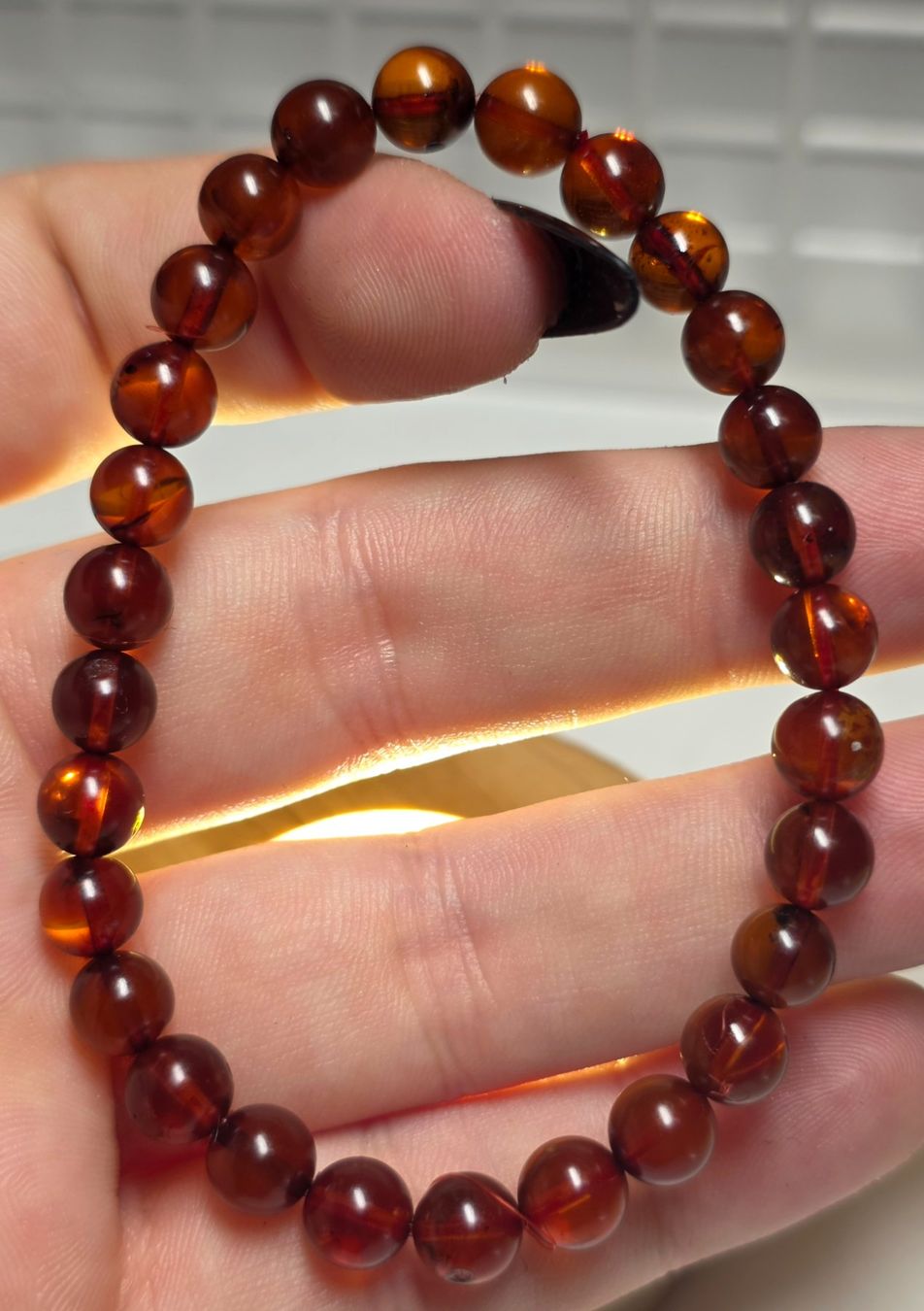 Minerali & Pietre curative: Blut Bernstein Armband  6.6mm – Nuovo e nell'imballaggio originale da Matzingen venduto da Shay_Crystalz