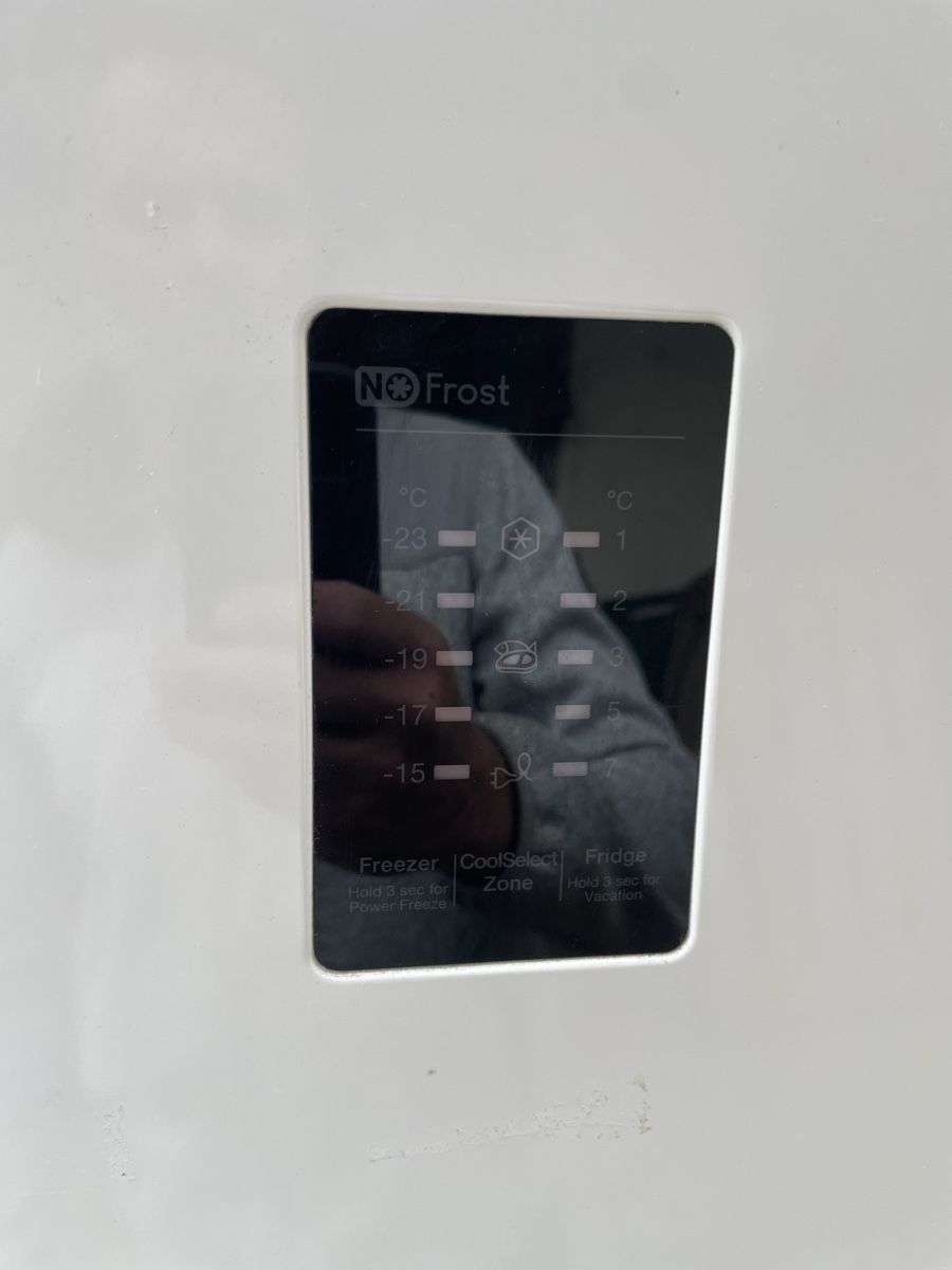 Samsung Réfrigérateurs: Kühlschrank  – D'occasion à Pieterlen par Magoscha1 3