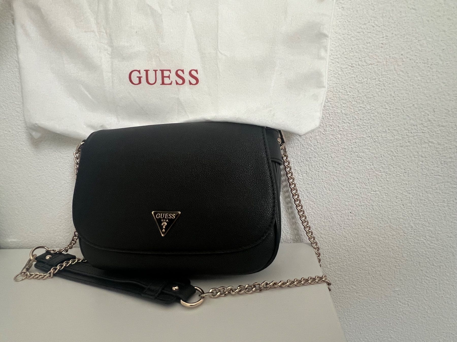 Guess Borse da donna: Schwarze Guess Tasche – Usato da Schaffhausen venduto da mary.d 2