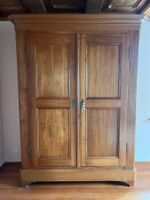 Wunderschöner Massiver Holzschrank Chriesiholz