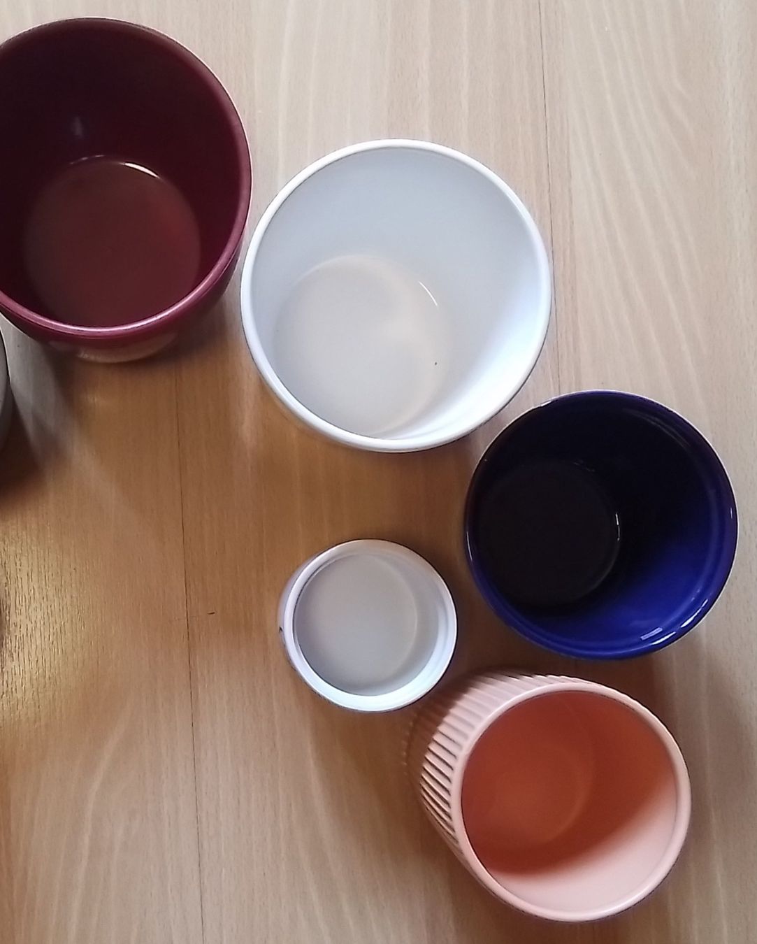 Vasi per fiori: 5x Blumentöpfe verschiedene Farben, Designs + Grössen – Usato da Zürich venduto da meinhobby 4