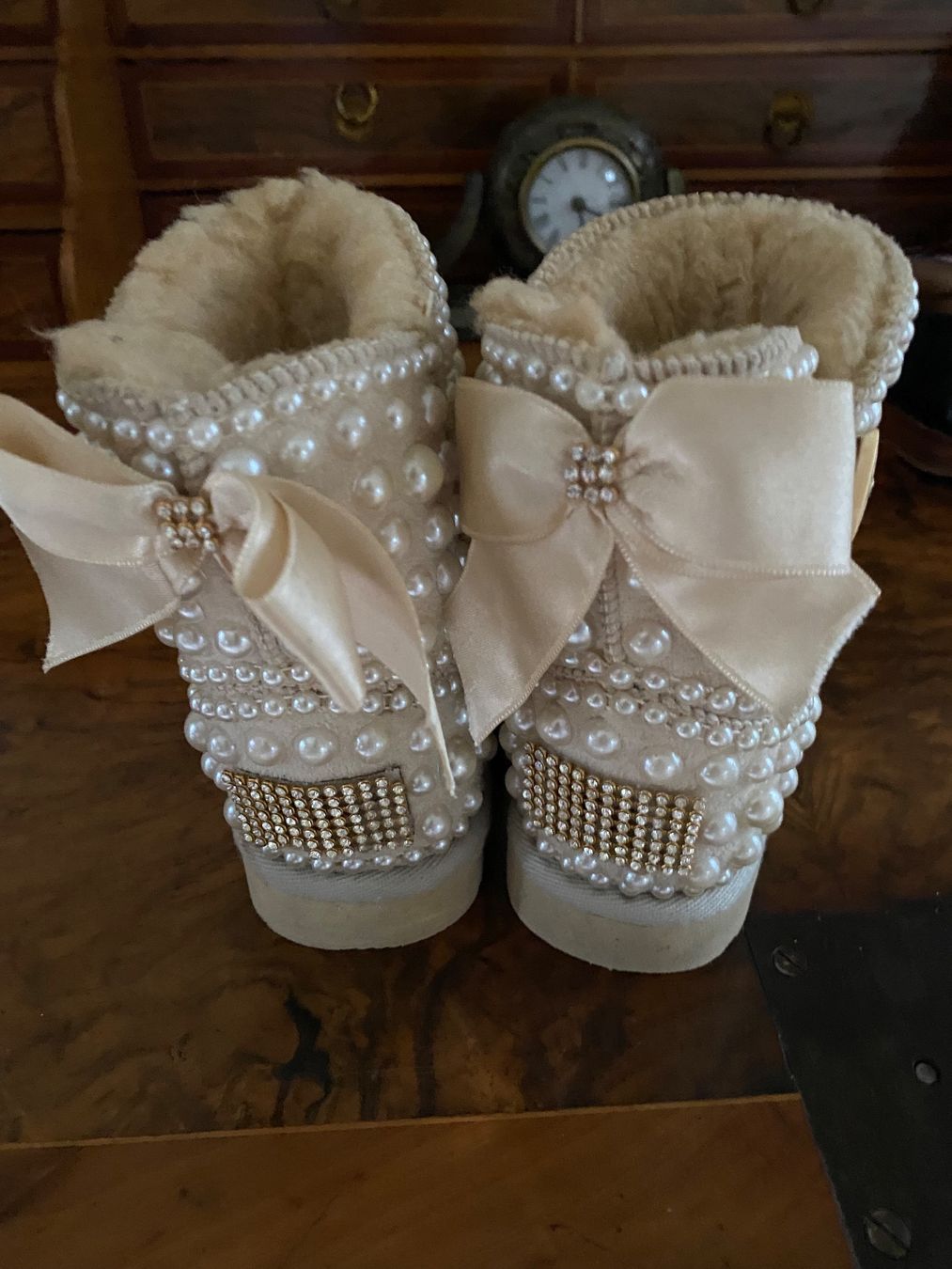 Scarpe per ragazze: Mädchen Stiefel gefüttert – Usato da Zürich venduto da Sol65 1