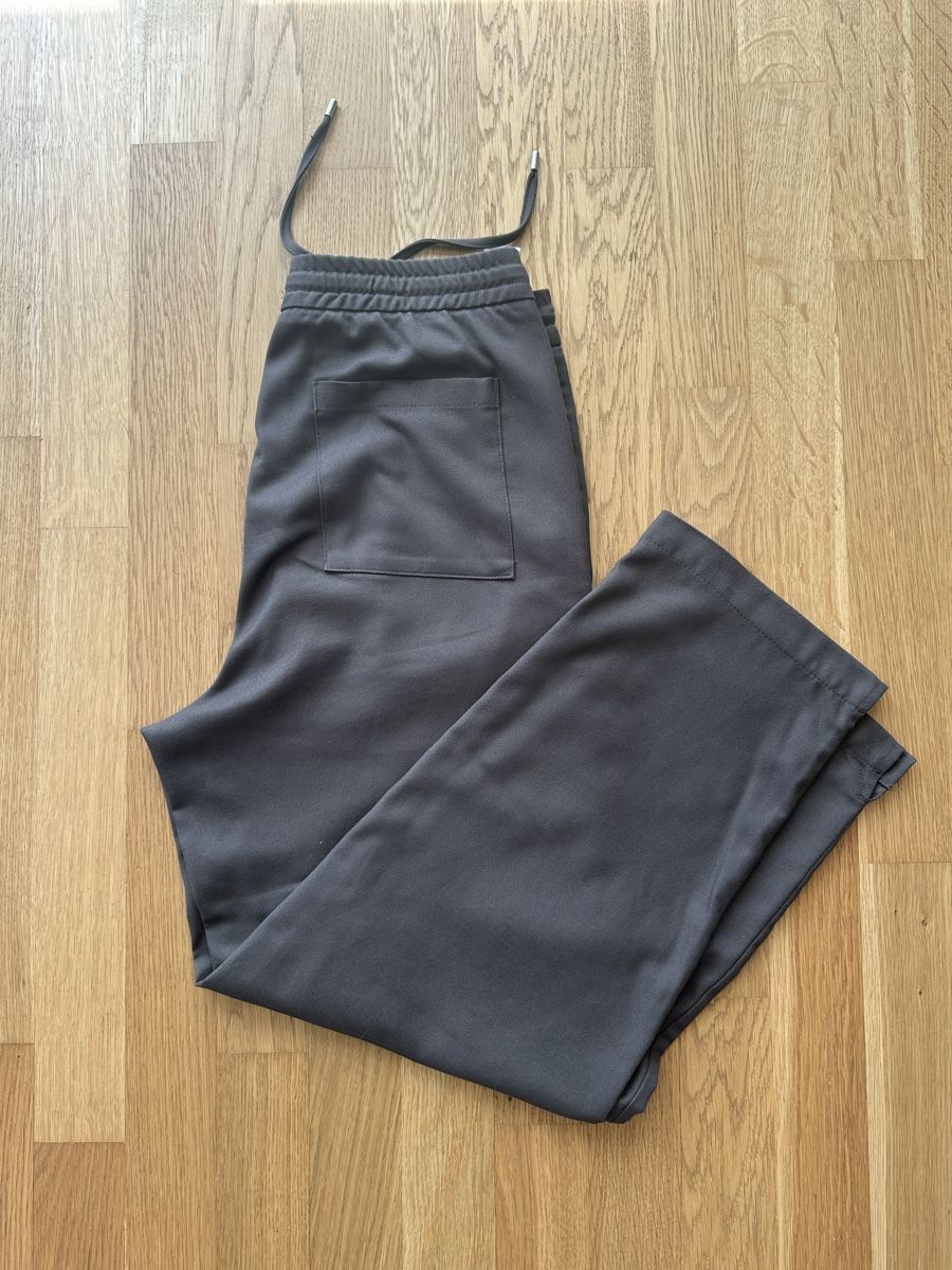 Bershka Pantaloni: Bershka Pants Size M Brown Zipper Pockets – Nuovo (secondo la descrizione) da Brittnau venduto da iBazuka