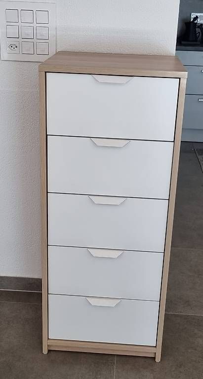 Commodes: IKEA ASKVOLL commode – D'occasion à Valangin par Onzy