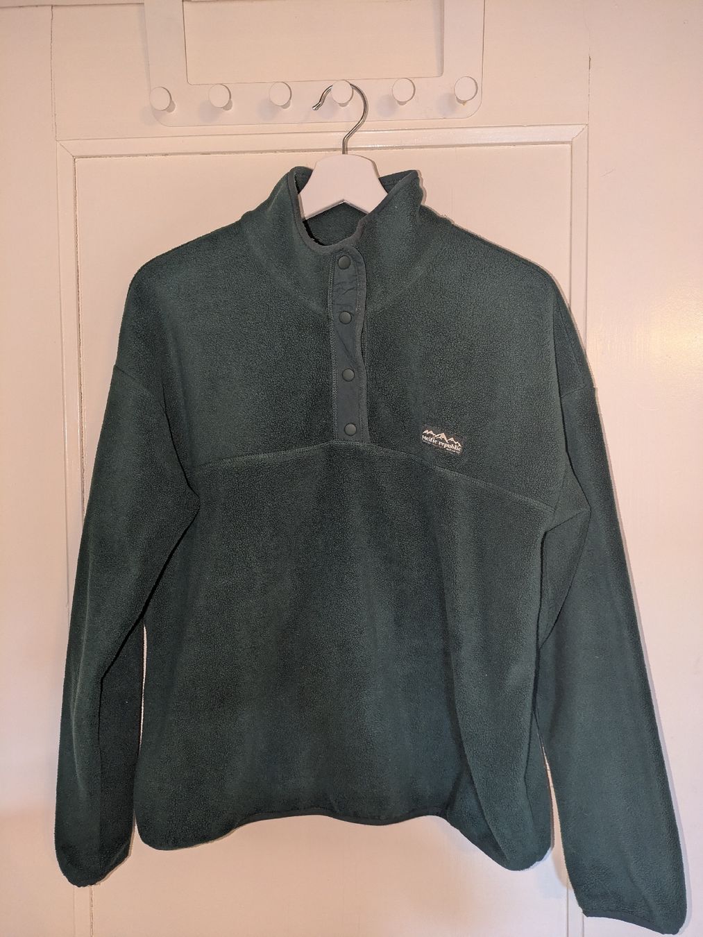 Pullover & Sweatshirts: Fleecepullover mit Knopfleiste Grösse S – Gebraucht aus Schwyz von Magdalena86