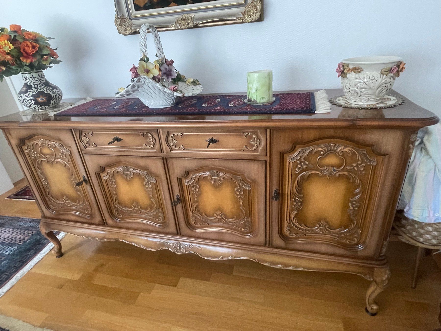 Credenze: Grosses Sideboard/Anrichte, Louis-XV-Stil – Usato da Zürich venduto da YvesE08 1