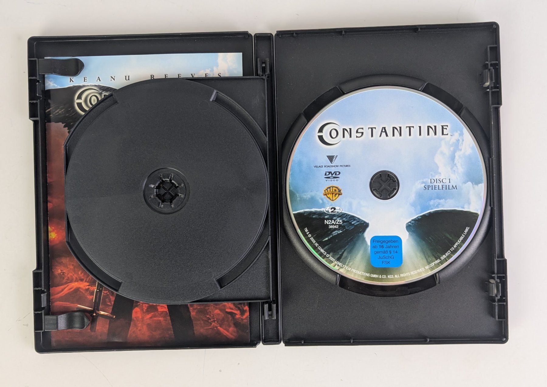 Tutti i DVDs: Constantine DVD, 2-Disc Edition mit Keanu Reeves, Top – Usato da Zürich venduto da axolottchen 3