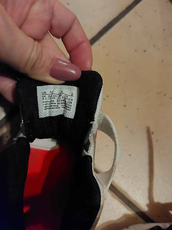 Scarpe per ragazzi: Chaussures enfants tailles 22-23 – Usato da Cheseaux-Lausanne venduto da dia_m5kw 9