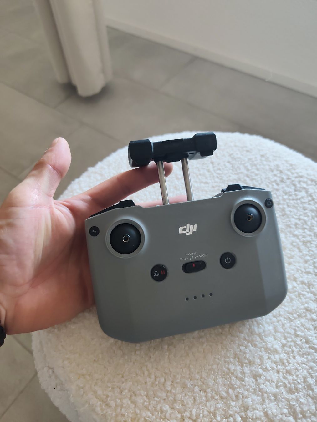 DJI Fernsteuerungen: Télécommande Drone DJI  – Gebraucht aus Payerne von l3o_72d5 2