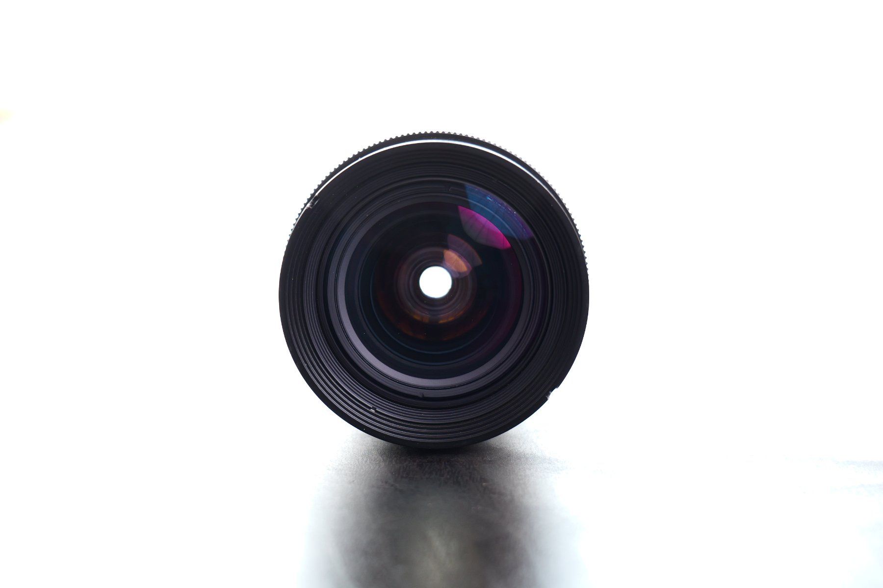 Leica Obiettivi: Leica Elmarit-R 19mm f2.8 Version 2 – Usato da Tecknau venduto da LevinLaufmann 3