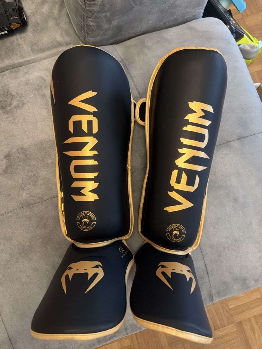 Venum Protections: Venum schienbeinschoner sparring – Neuf (Voir description) à Allschwil par B.Bivona