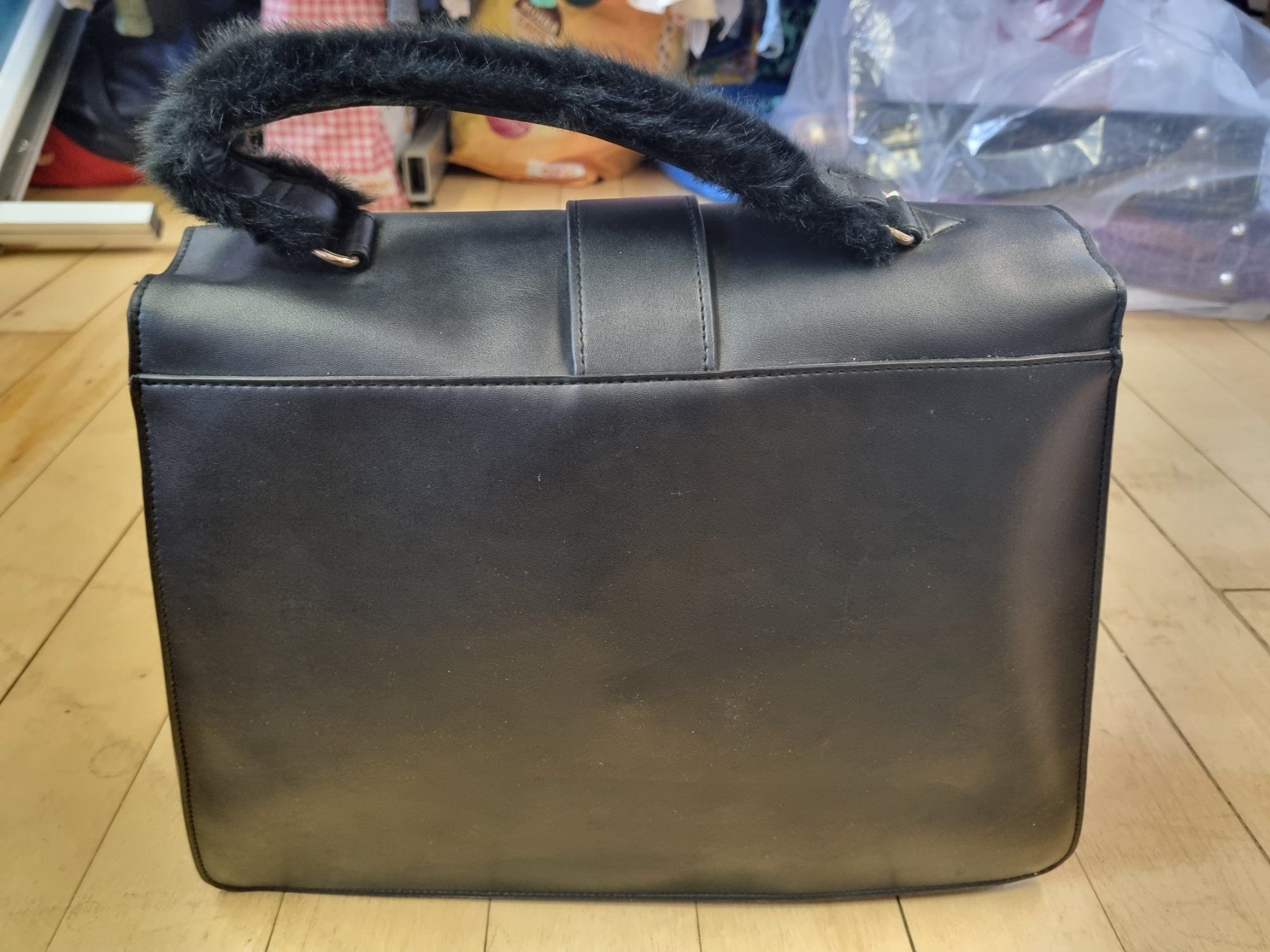 Taschen für Damen: New look Handtasche neu – Gebraucht aus Schönenwerd von Chez_Mimi 2