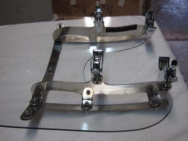Harley-Davidson Toutes les pièces détachées moto: Harley-Davidson Quick Release Windschild 58602-04 – Neuf avec emballage d'origine à Dietikon par Baechli-Parts 1