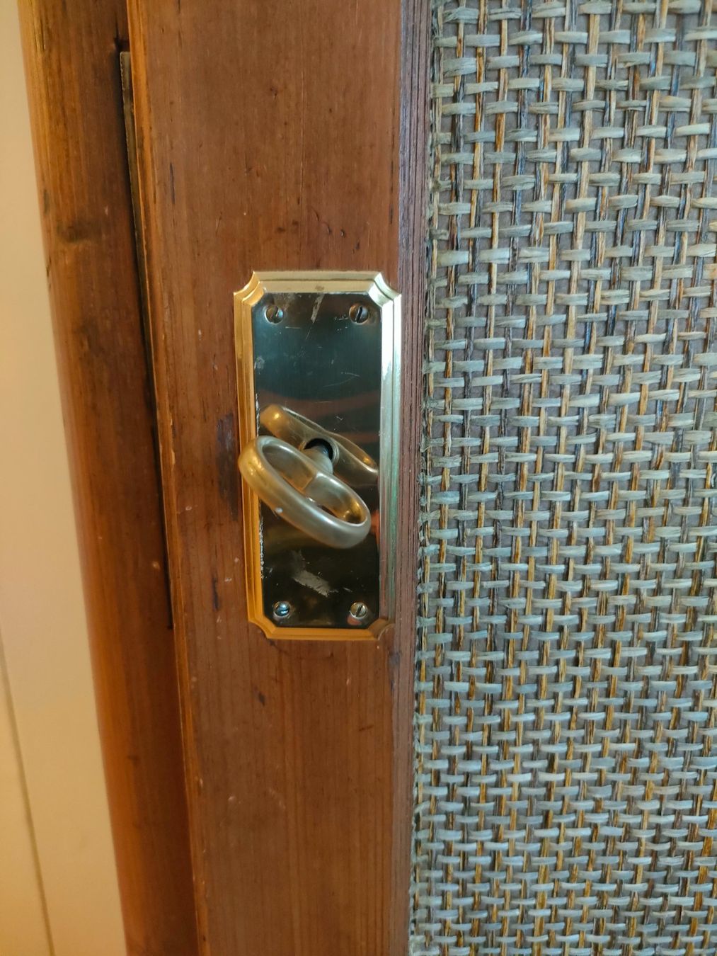 Armadi: Wunderschöner antiker Schrank – Usato da Langenthal venduto da rit_7ygk 3