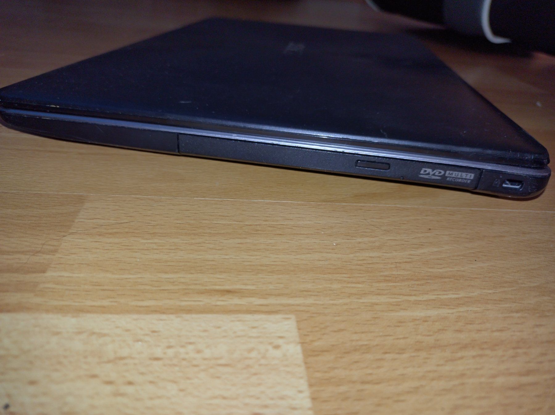 Asus Notebook: ASUS  Laptop – Usato da Utzenstorf venduto da rodomi3 3