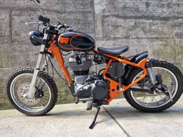 Royal Enfield Bullet / Bobber Tracker Scrambler Cafe Racer