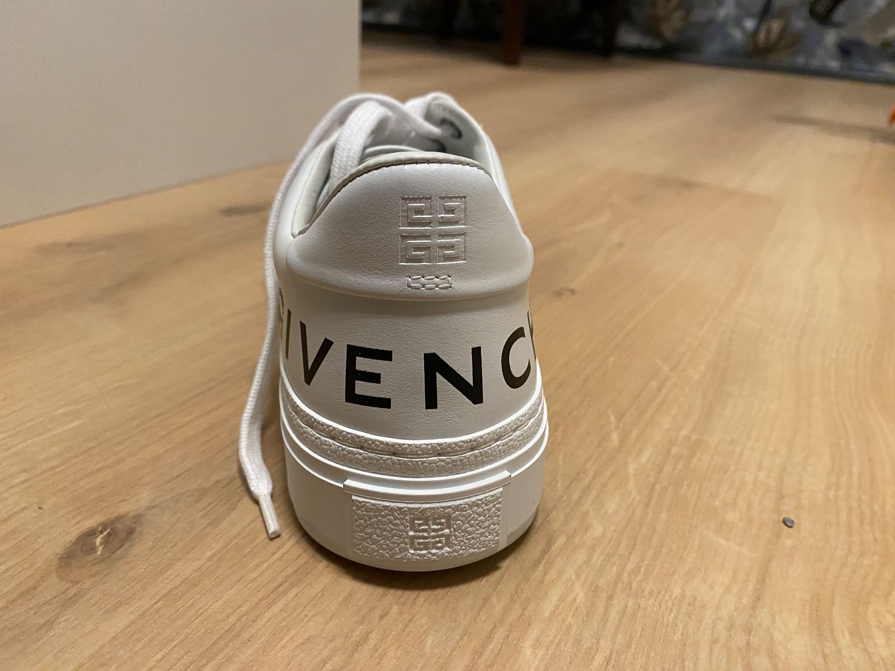Givenchy Scarpe da donna: Basket Givenchy – Nuovo e nell'imballaggio originale da Sion venduto da lam_hnb8 1