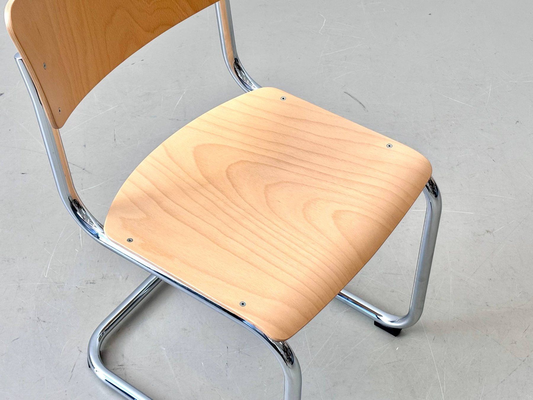 Thonet Sedie: Thonet S43 Freischwinger von Mart Stam – Usato da Zürich venduto da LeMoege 8