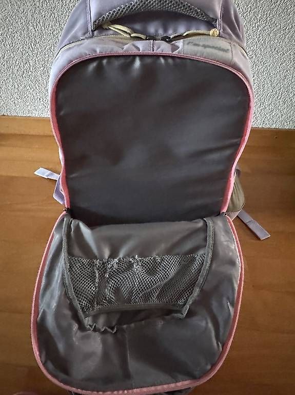 Borse & Zaini: Schulrucksack Mittelstufe Mädchen – Usato da Wallisellen venduto da mamivon2 3