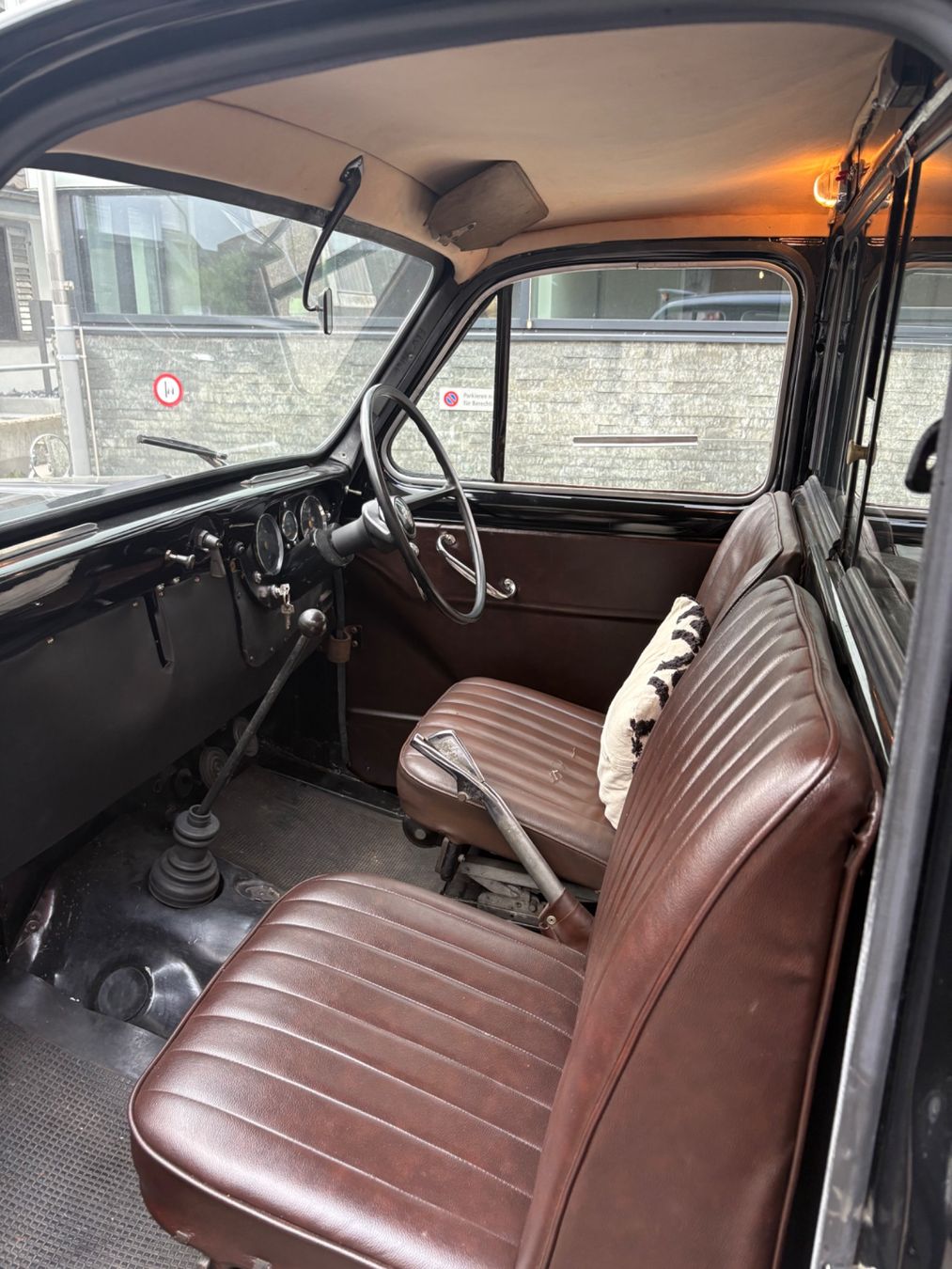 Austin Autos: Original London Taxi FX4 – Gebraucht aus Wolhusen von SilvanK. 5