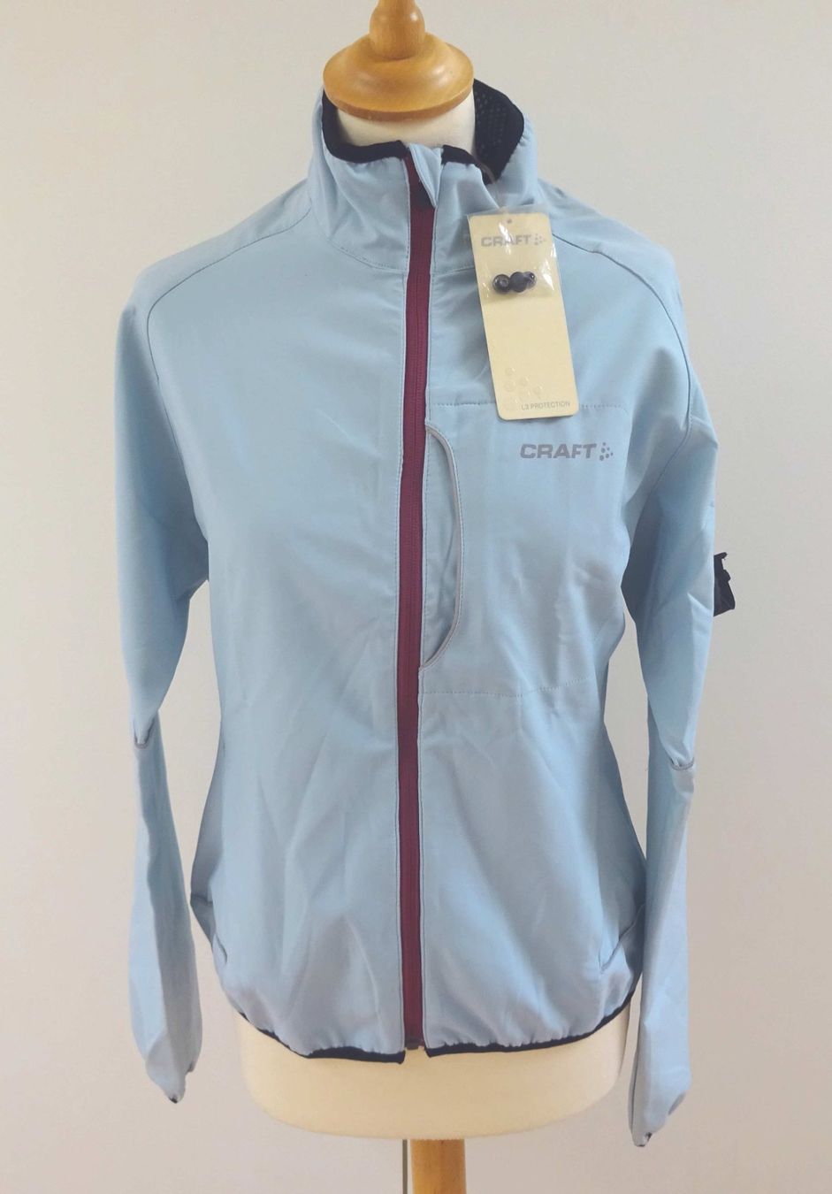 Craft Giacche: Craft - Neue Damen Jacke - hellblau - Grösse 42 – Nuovo (secondo la descrizione) da Zofingen venduto da Justizia_01