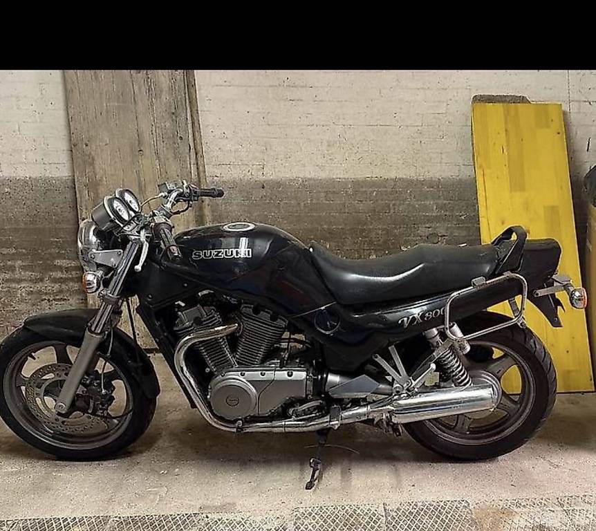 Strada: Suzuki Vx 800 – Usato da Volketswil venduto da mascalzone-latino