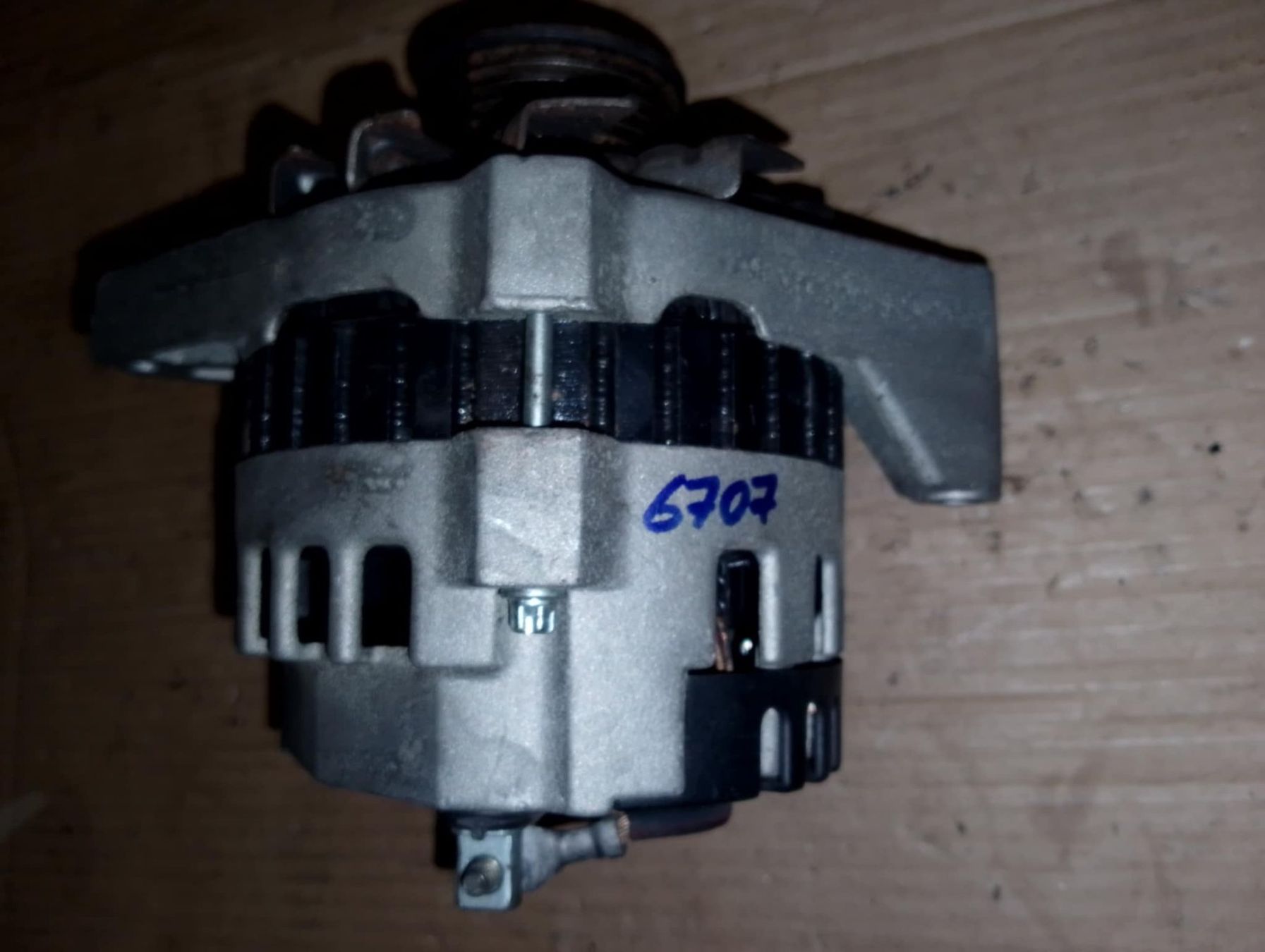 GM Tutti pezzi di ricambio auto: Alternator  GM 2 – Usato da Niedergösgen venduto da usc_tt5r 4