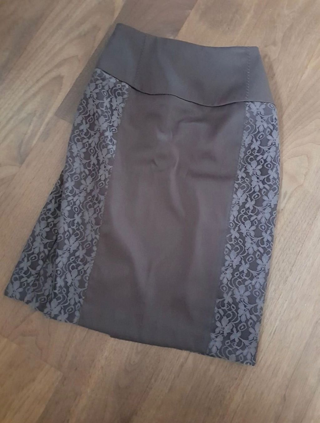 Costumi: Festliches Damenkleid 2 tlg. Gr.38 – Usato da Pfungen venduto da Outlet64 1