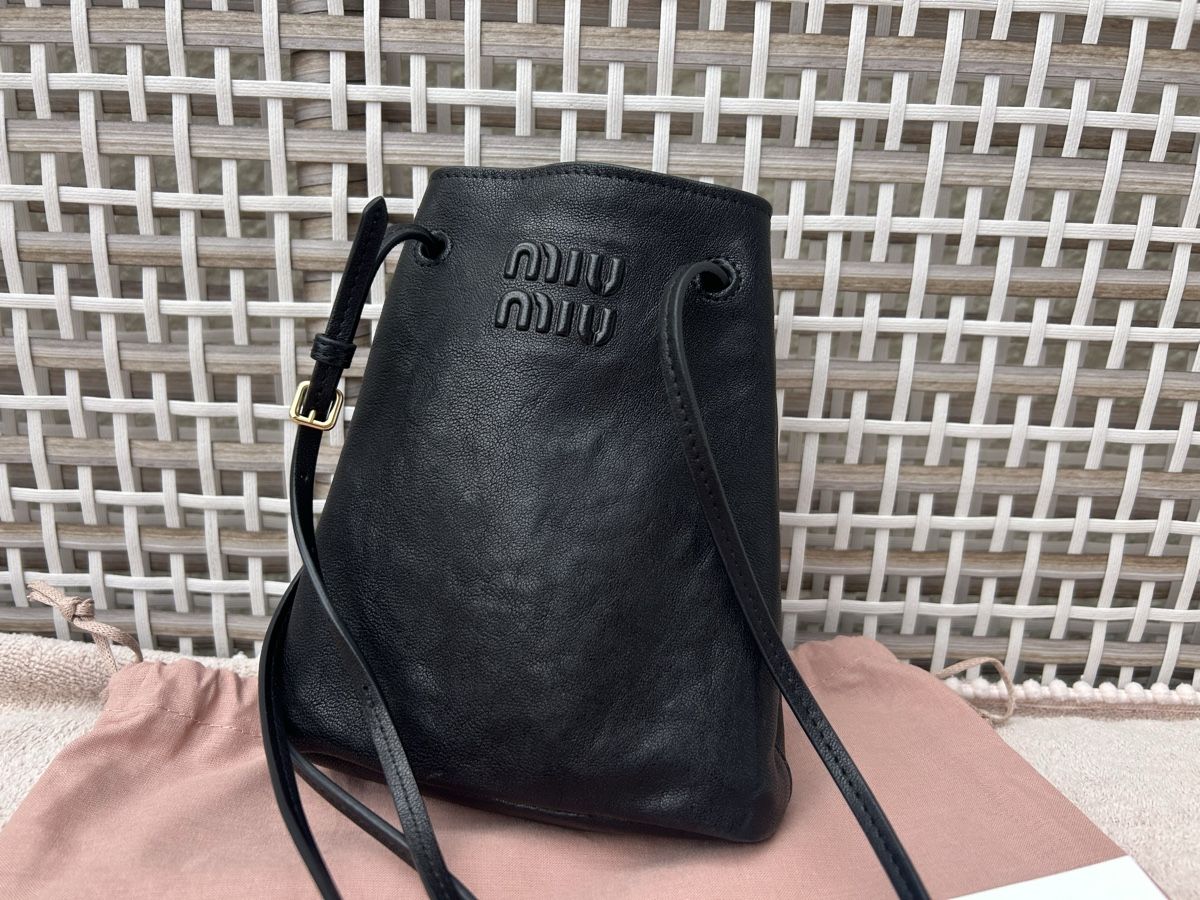 Miu Miu Borse da donna: MIU MIU Nappaleder Tasche – Usato da Möhlin venduto da seerose6 5