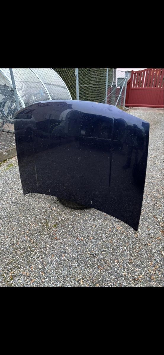 Volkswagen Alle Autoersatzteile: Vw Golf 3 jg 1996 Motorhaube – Gebraucht aus Engelburg von tho_lv8y