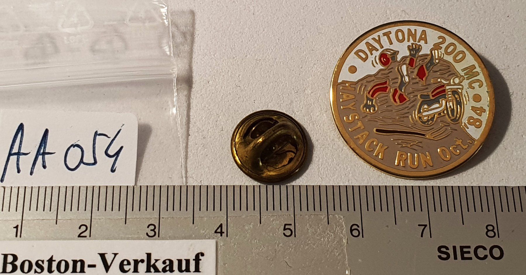 Plaquettes & Badges: AA054 - Pin DAYTONA 200 MC Haystack Run Oct. 1984 – D'occasion à Reinach BL par Boston-Verkauf 1