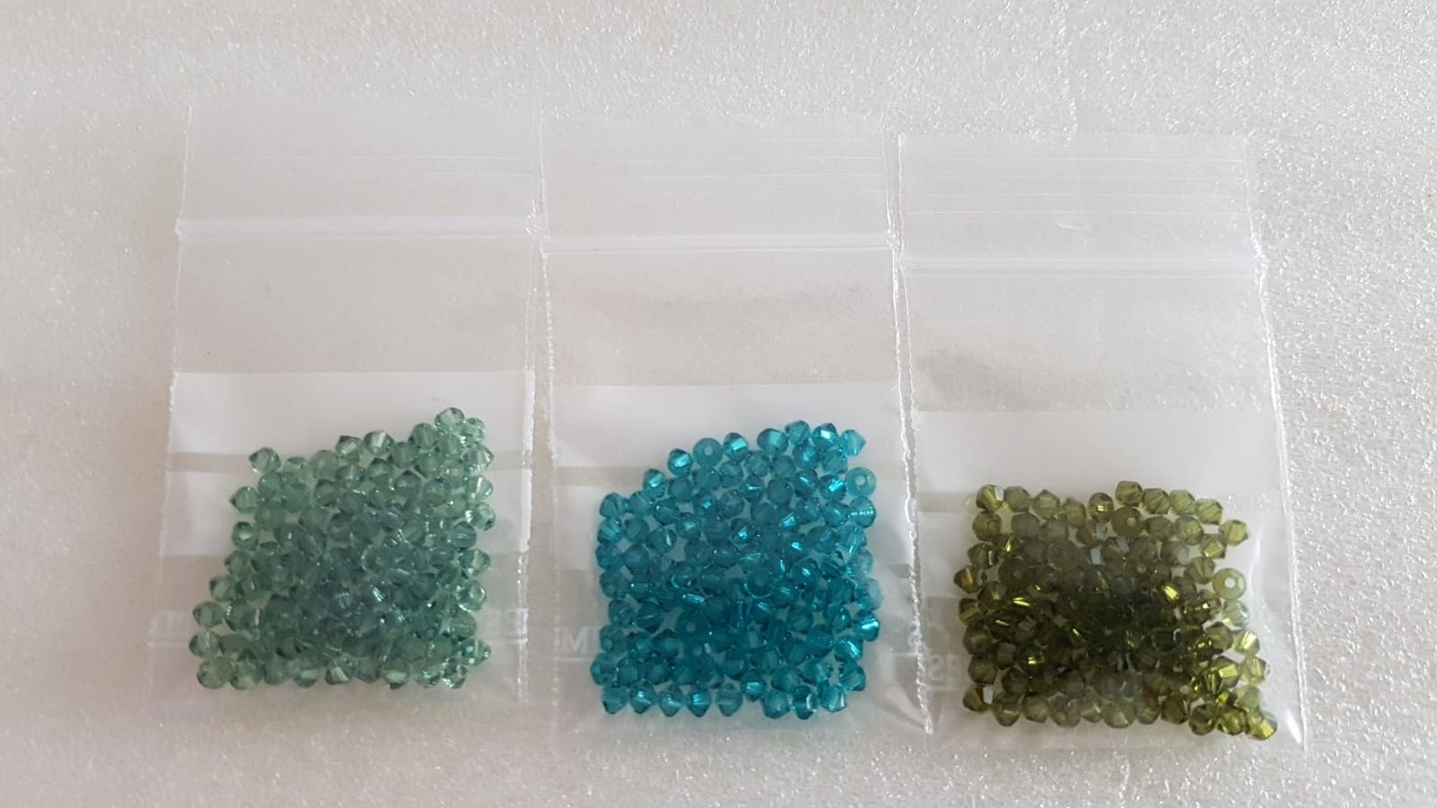 Perle (finte): Swarovski 5328 Bicone 3mm,50St. – Nuovo (secondo la descrizione) da Zürich venduto da ata_c8nh 3