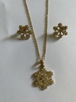 Winter Set: vergoldete Schneeflocke Halskette & Ohrsteck