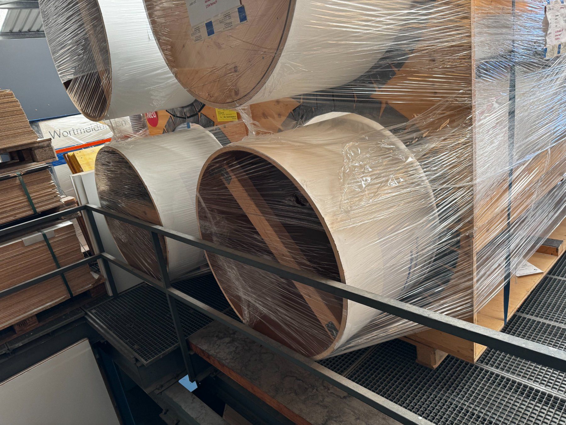 Articoli in legno: weisse Kreisprofile 90Ø – Usato da Reinach AG venduto da bet_2kvn 1