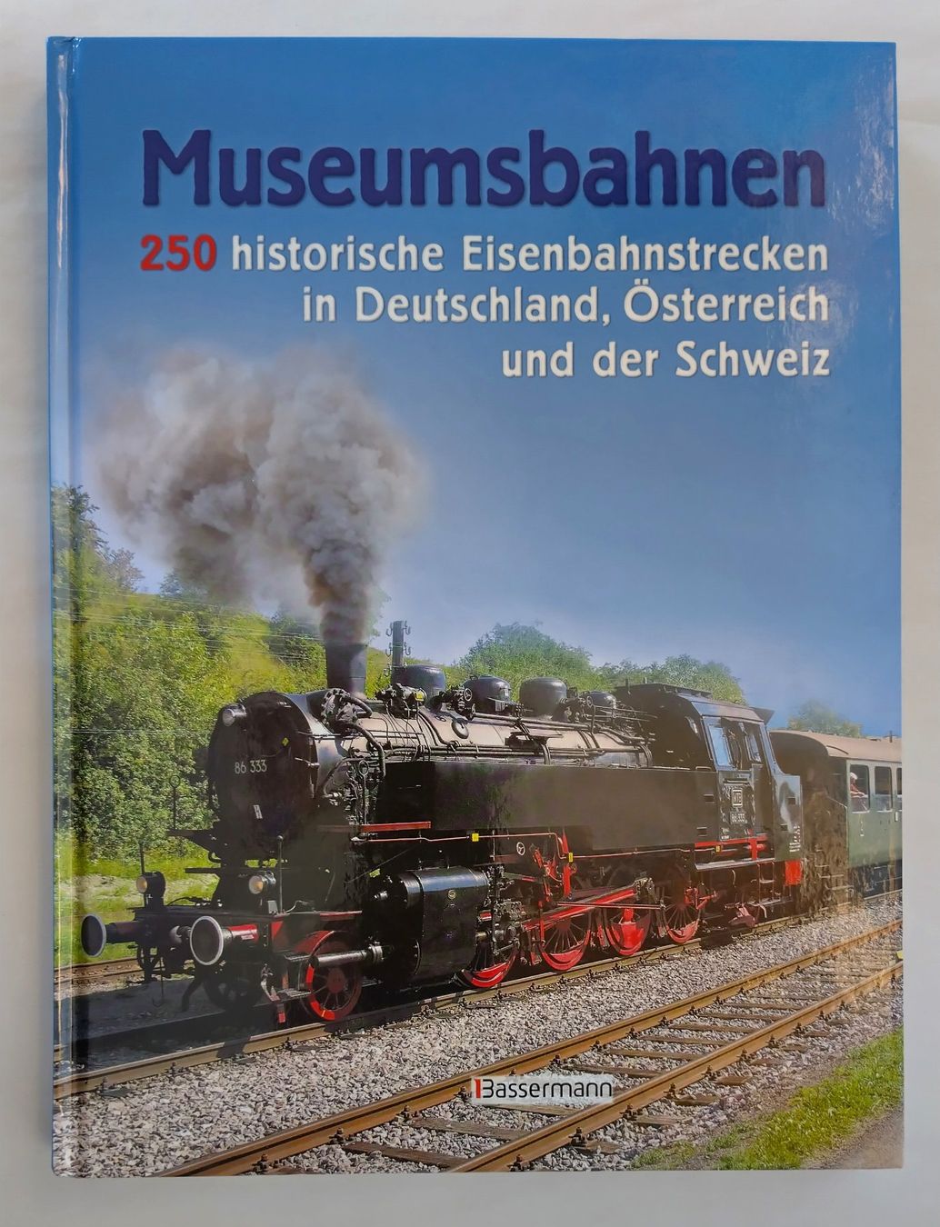 Libri: Museumsbahnen: 250 historische Eisenbahnstrecken / Eisenbahn – Usato da Bellach venduto da JingleJerry