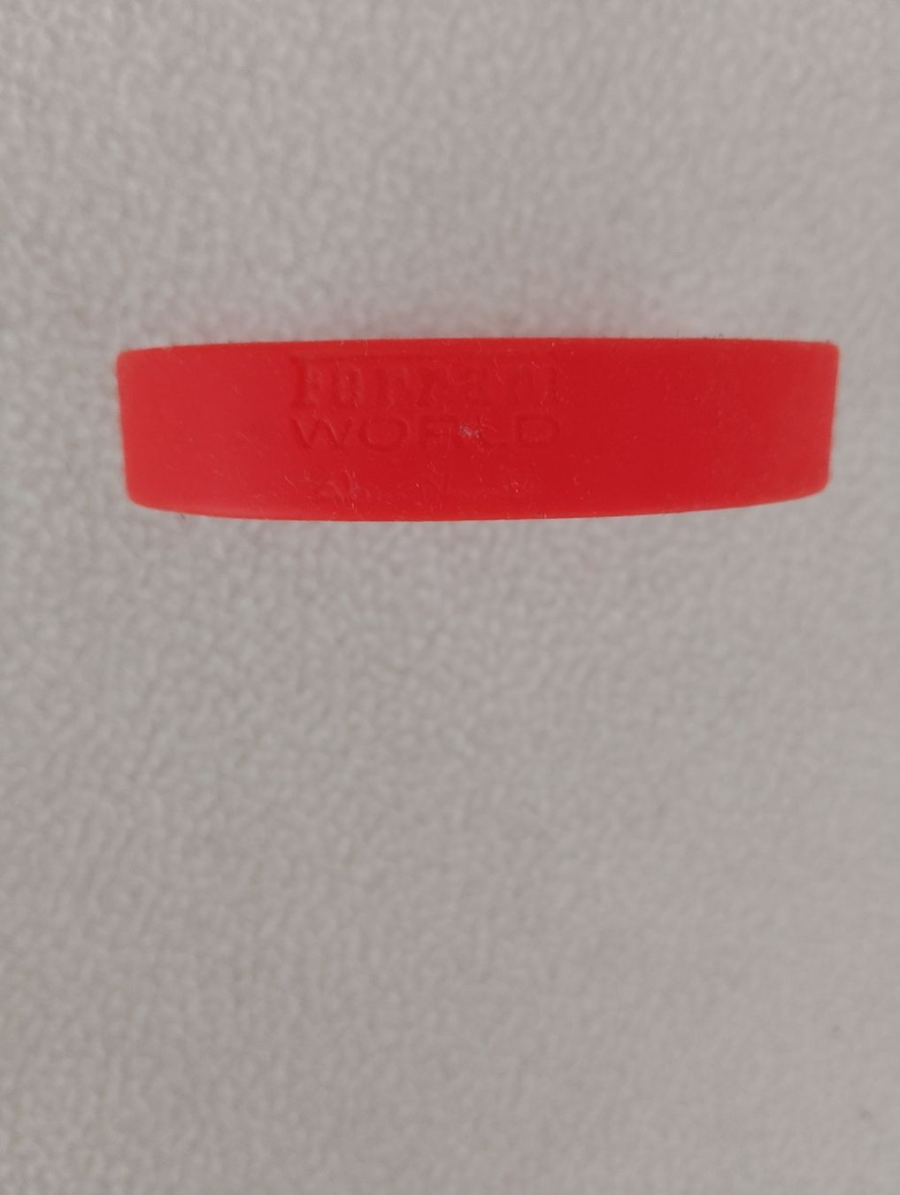 Bracciali & Braccialetti: Ferrari World Abu Dhabi Armband – Usato da Frutigen venduto da nev_rb7v 1