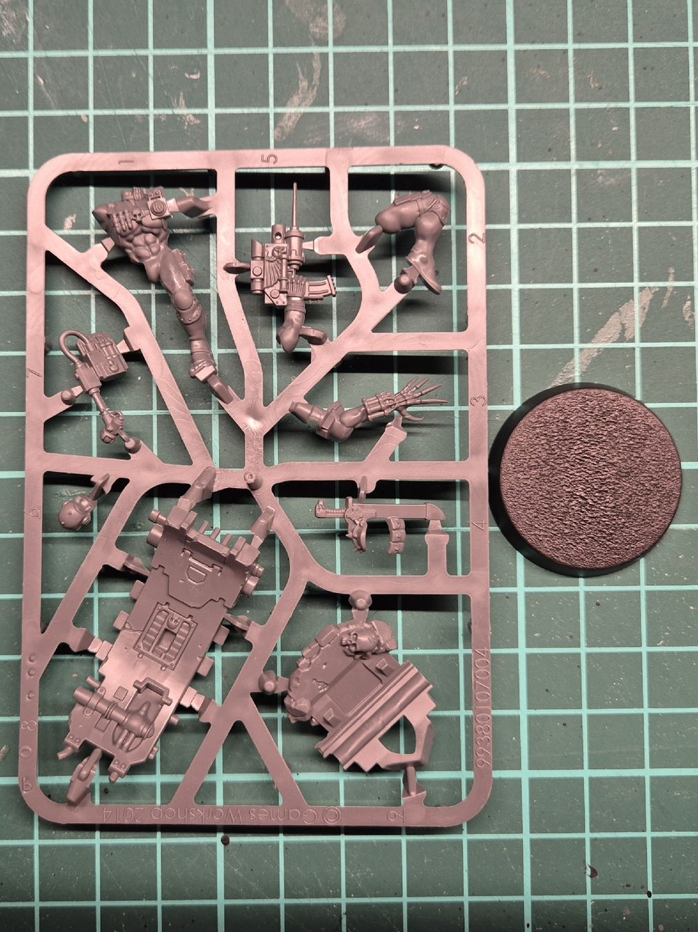 Kit di modellismo & Modellini statici: Warhammer 40k - Eversor Assassin – Nuovo (secondo la descrizione) da Zug venduto da toetoe79 2