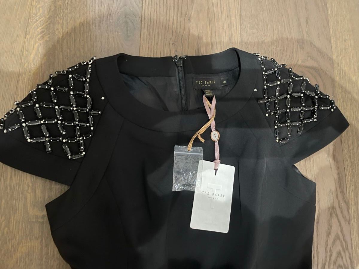 Ted Baker Vestiti: Ted baker black midi dress – Nuovo e nell'imballaggio originale da Melide venduto da Nikola-123 3