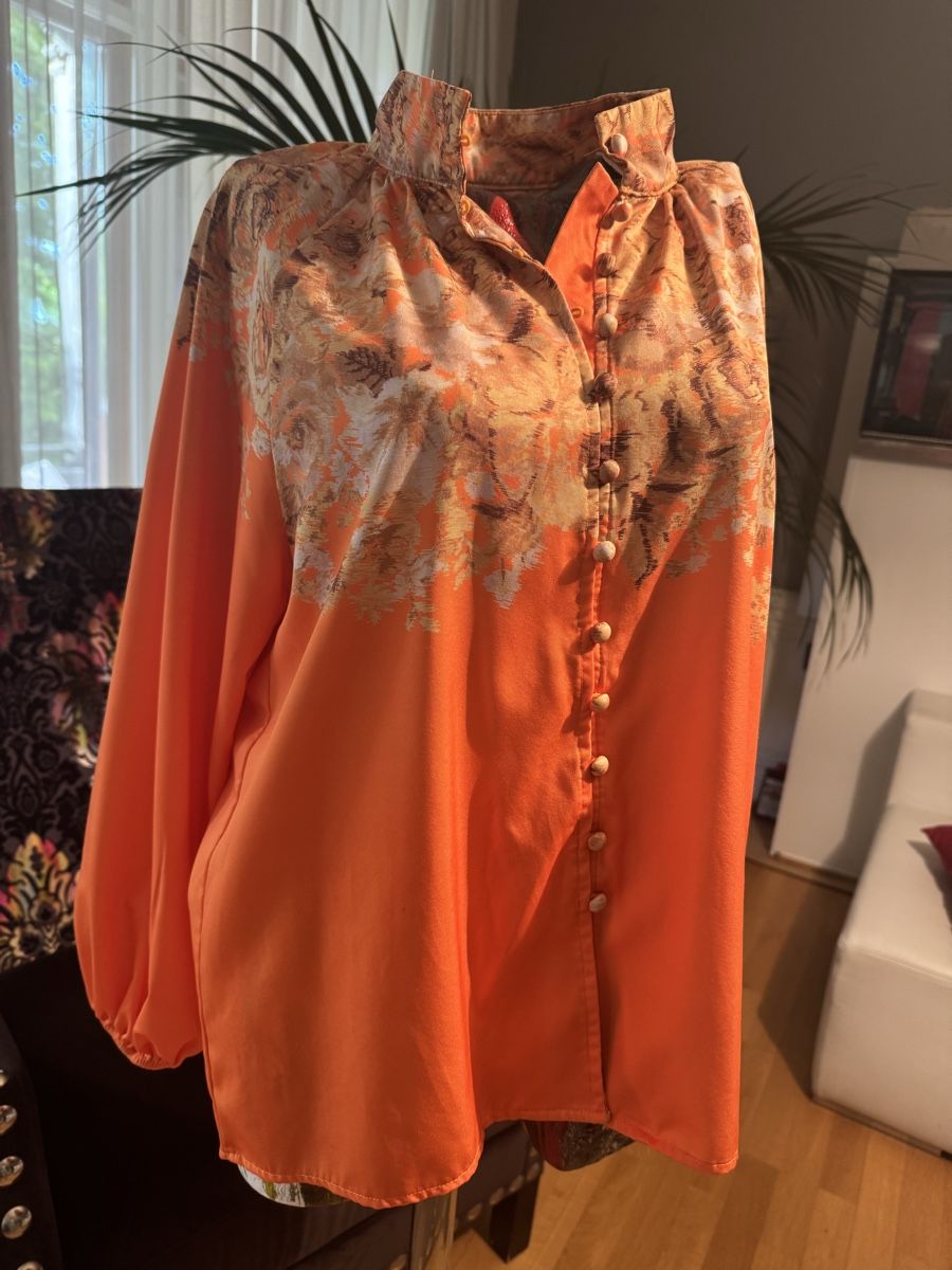 Camicette: Chemisier femme – Nuovo (secondo la descrizione) da Neuchâtel venduto da yul_rg8p 4