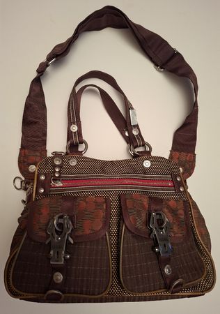 Kulttasche Modell „Dress Less“ von GEORGE GINA & LUCY!!!