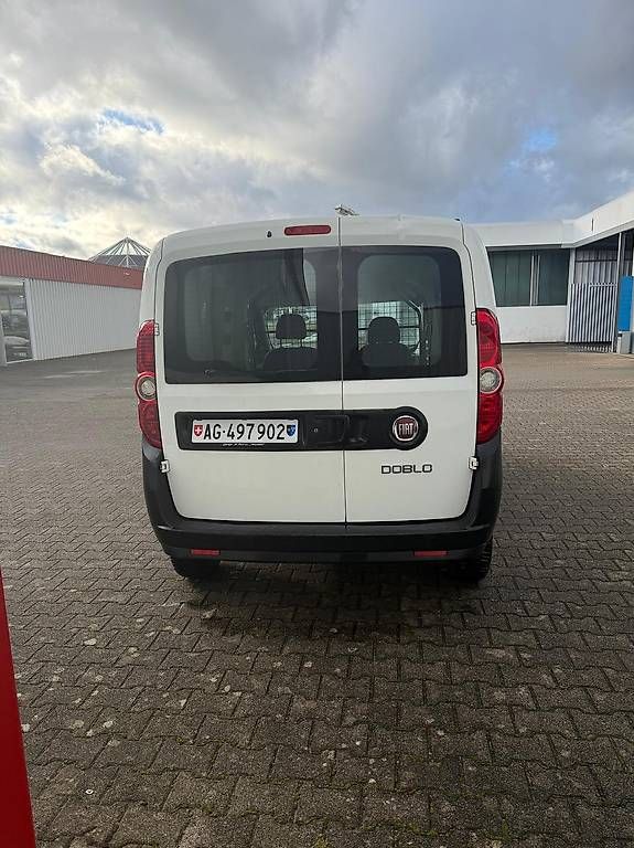 Fiat Veicoli commerciali: Fiat Doblo 1.3L Diesel – Usato da Kaiserstuhl AG venduto da fer_zh7n 1