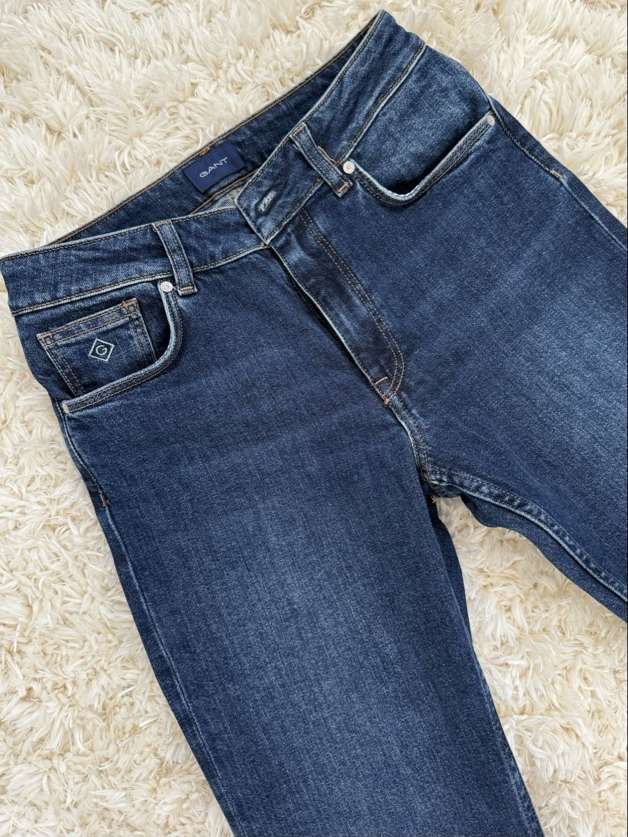 Gant Jeans: jean GANT W28/L32 – Nuovo (secondo la descrizione) da Forel (Lavaux) venduto da julie13