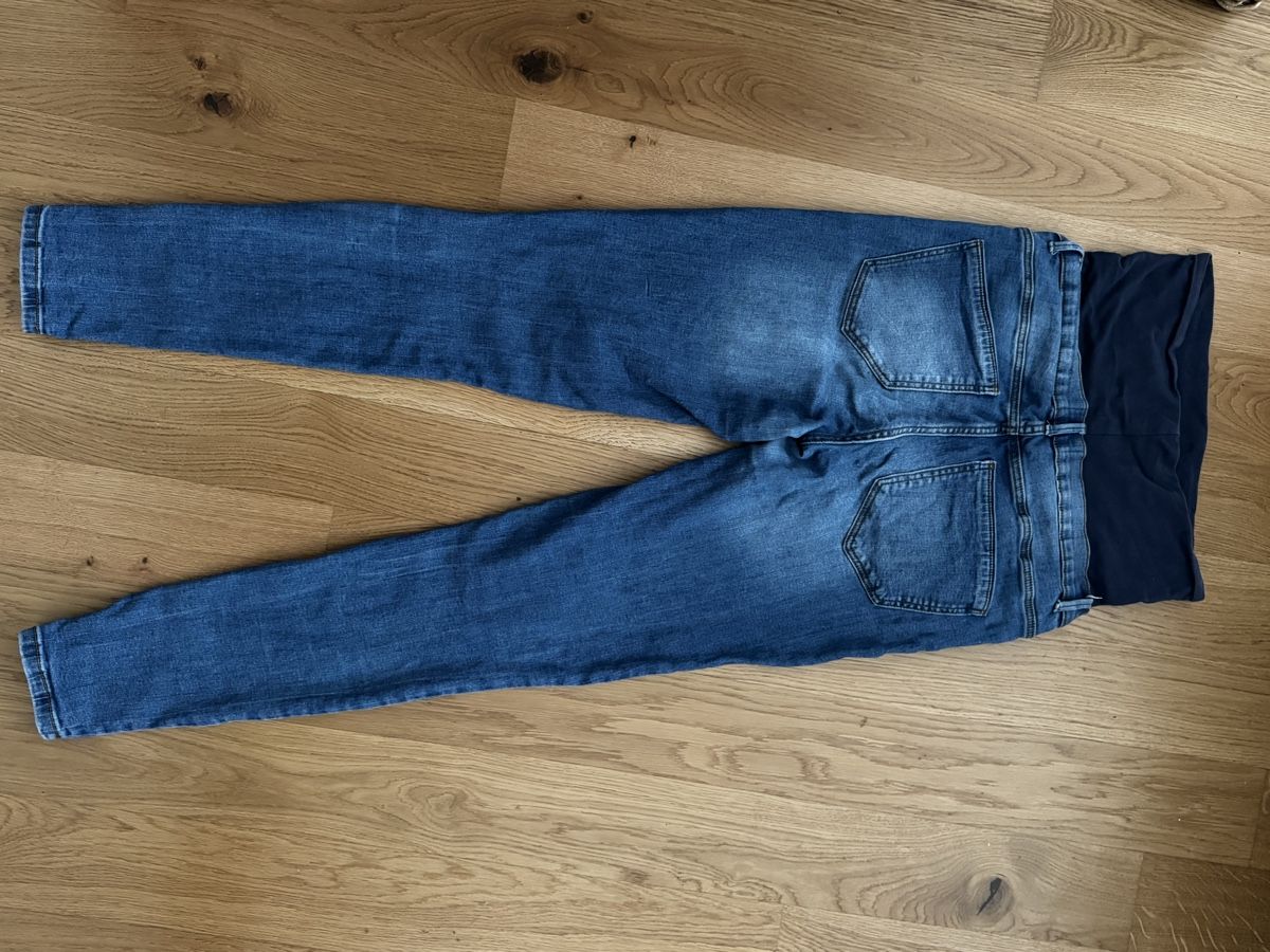 Vero Moda Jeans: Vero Moda Schwangerschaft Jeans – Usato da Zürich venduto da agnieszka_p 1