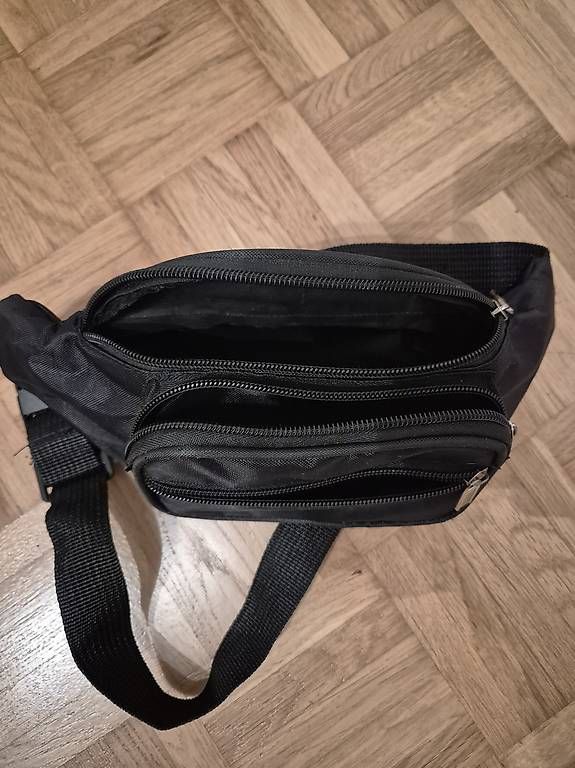 Taschen: Schwarze Bauchtasche – Gebraucht aus Ettingen von mus_qx88 1