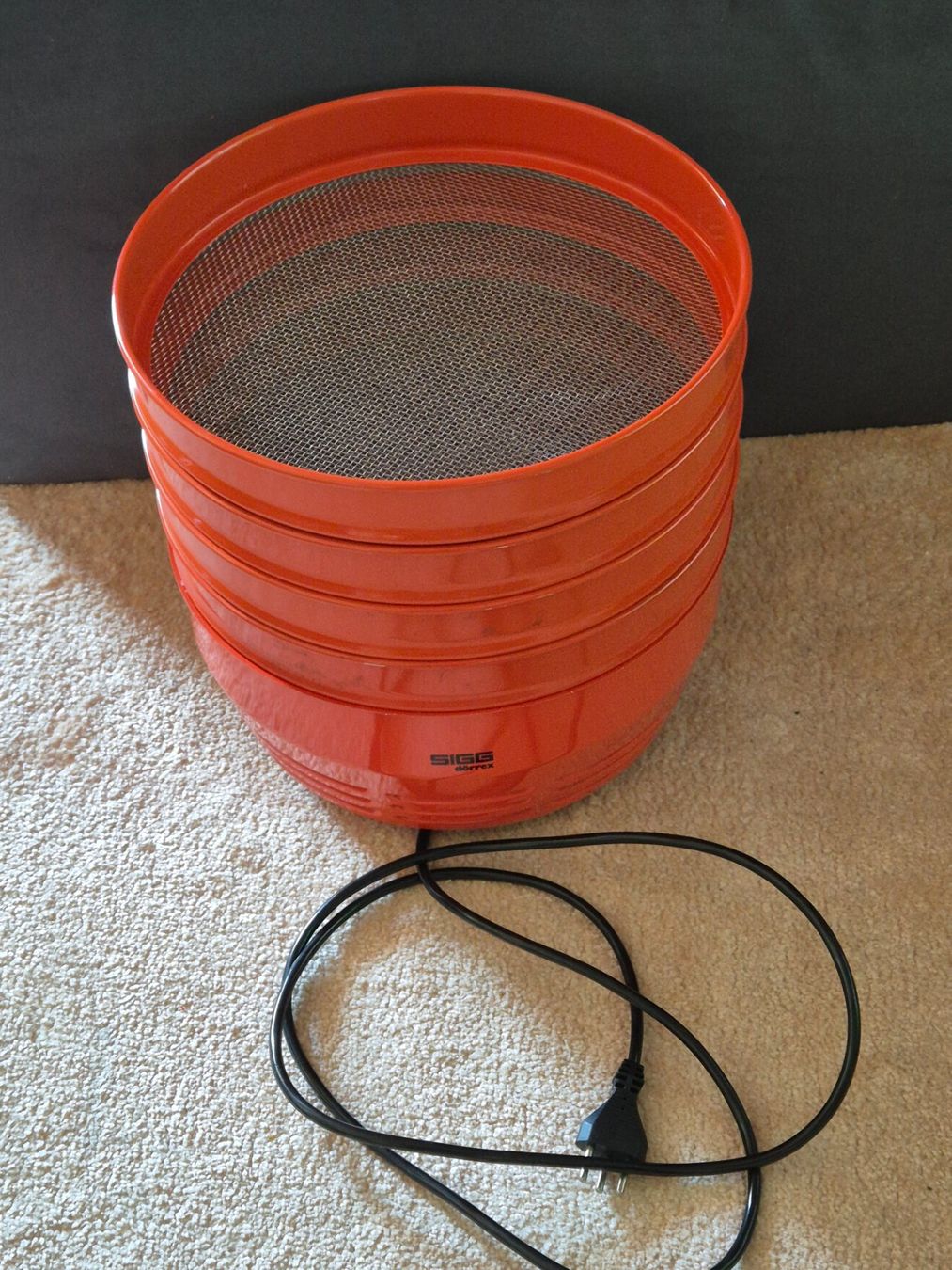 Sigg Elettrodomestici da cucina: SIGG Dörrex Typ 1780 Orange Dörrgerät 4 Gitter + Manual – Usato da Monthey venduto da McAuthor 5