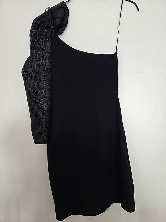 Mango Kleider: Schönes schwarzes Kleid schulterfrei – Neu (gemäss Beschreibung) aus Rüfenacht BE von Biancaro 2