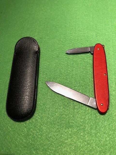 Victorinox Couteaux de poche: Victorinox Taschenmesser – D'occasion à Altbüron par zet_pnw5 1