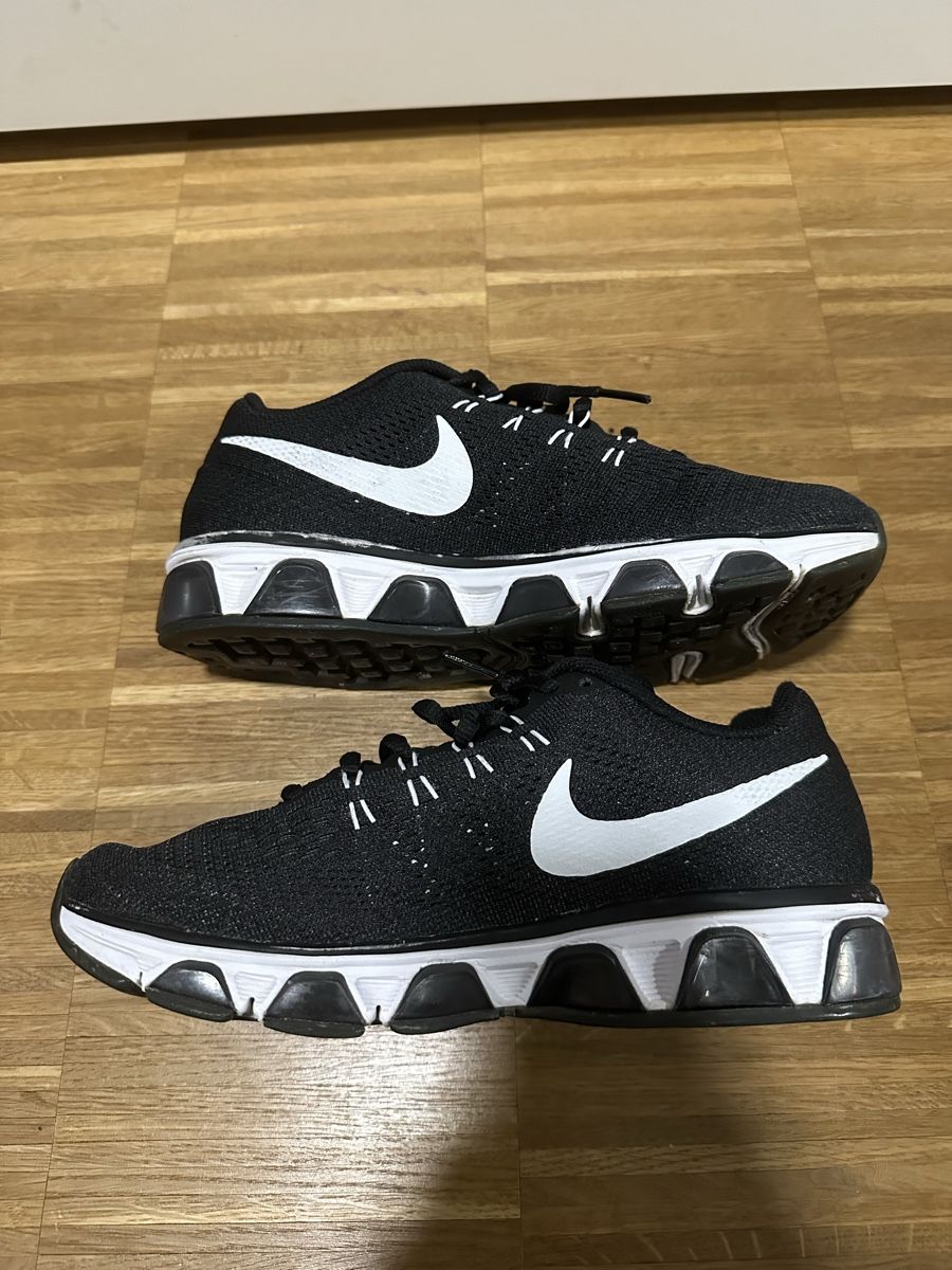 Nike Scarpe da donna: Nike Schuhe, Grösse 38 – Usato da Basel venduto da Zekoo.